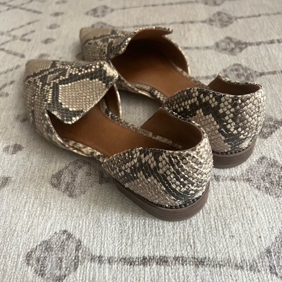 Franco Sarto Toby Flat in Roccia Leather - Picture 5 of 8